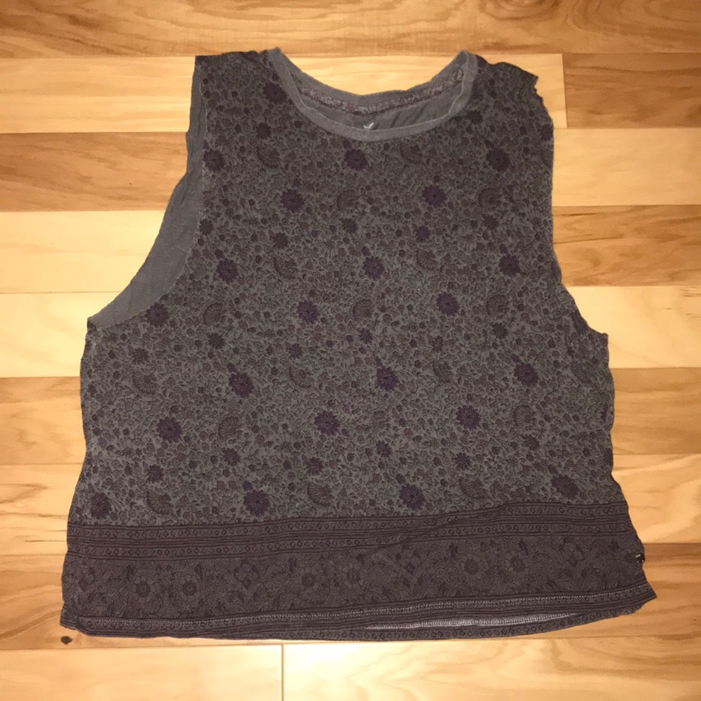 American Eagle! Soft and sexy muscle tank!